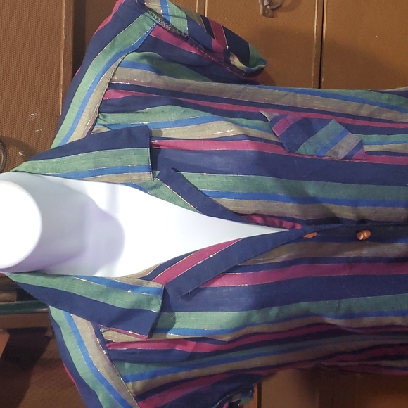 VINTAGE DIANE GILMAN blouse.   #4787 - Picture 4 of 10